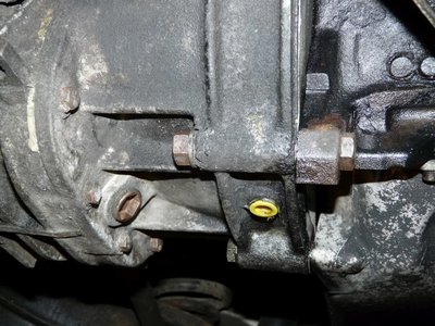 Kupplungsglocke mit Stopfen.jpg