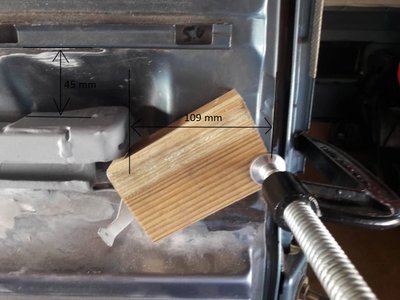 schiebetuerschiene t3 vorn.jpg
