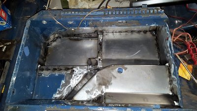 Batteriekasten fertig eingesetzt und verschweißt