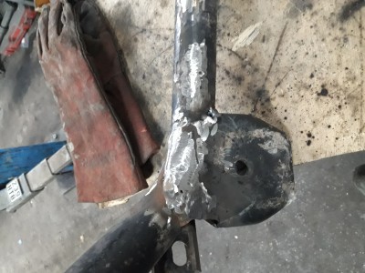 Eigenbau linker Motorträger