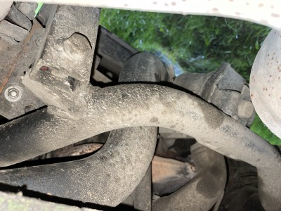 Motorhalter + Anschraubung Motorschutzrahmen links