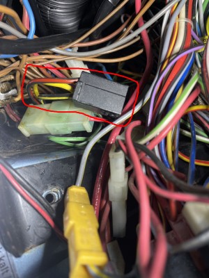 3-pol. Stecker-2.jpg
